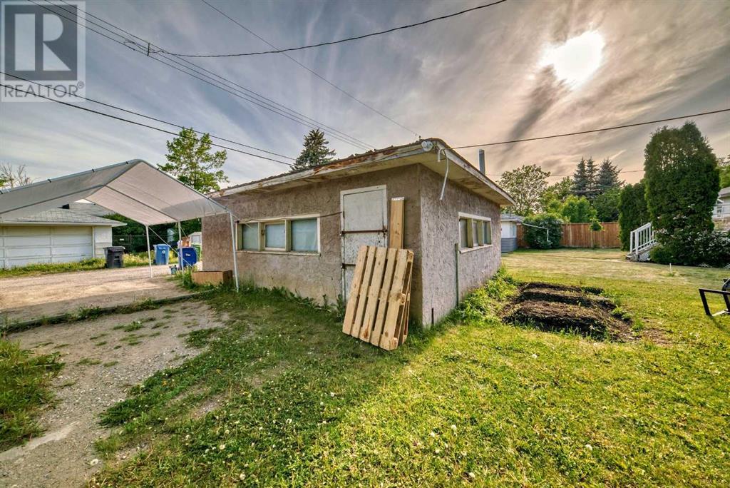 Single Family House Bungalow for Sale in  Renfrew Drive Renfrew Calgary 