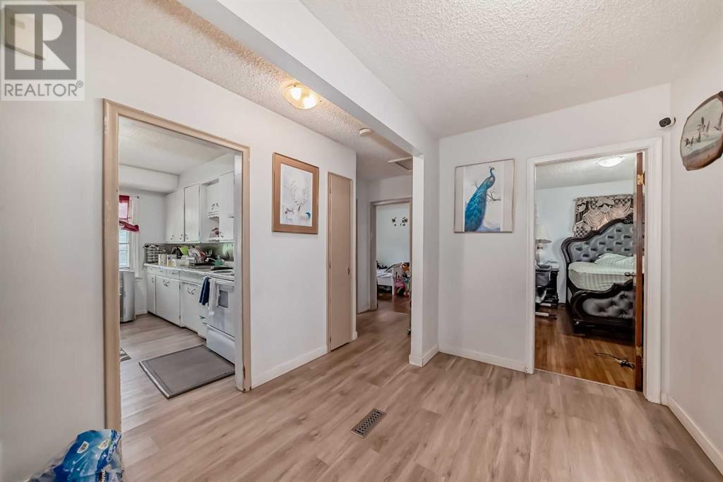 Single Family House Bungalow for Sale in  Renfrew Drive Renfrew Calgary 