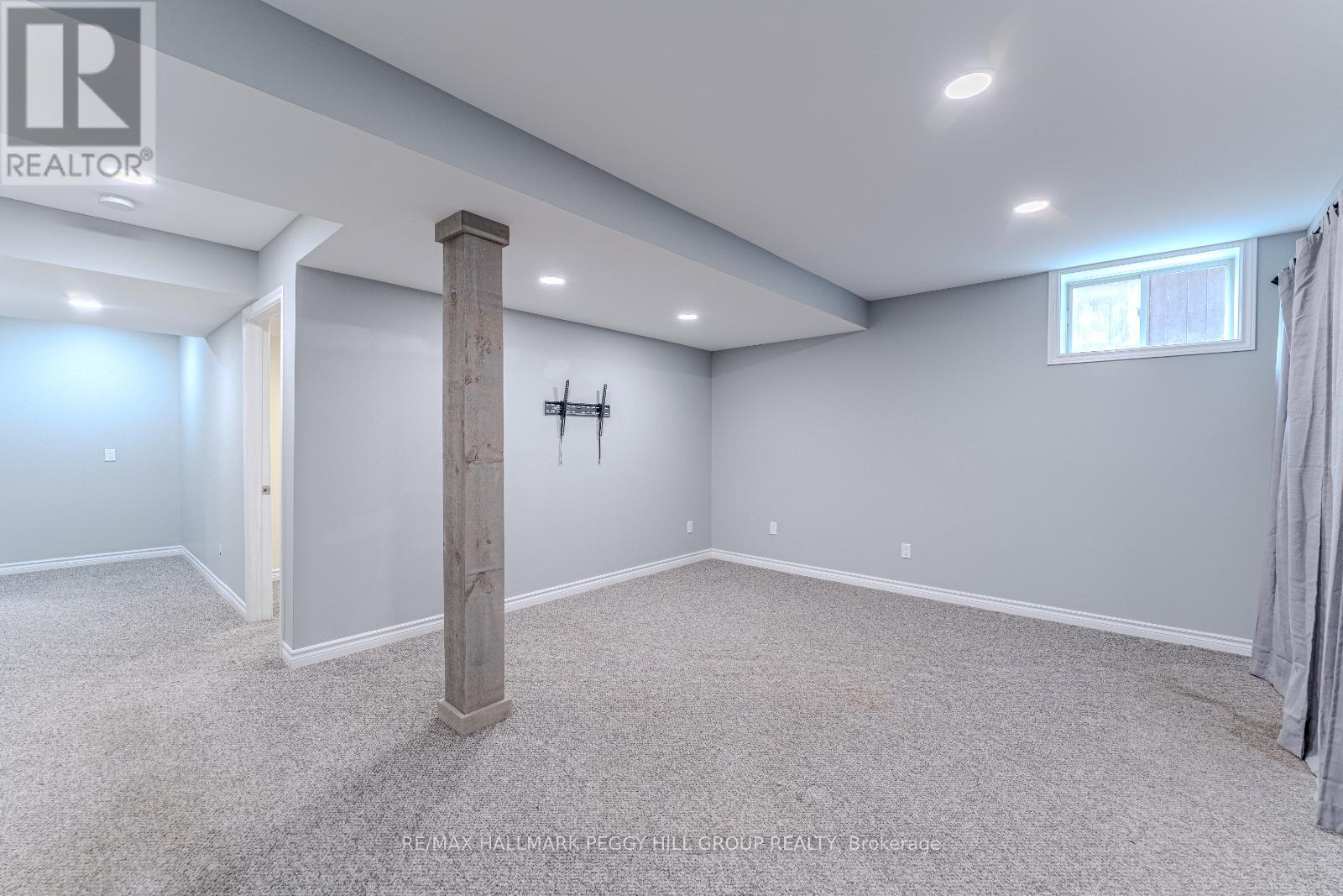Single Family House for Sale in  WISMER AVENUE Barrie (Northwest) 