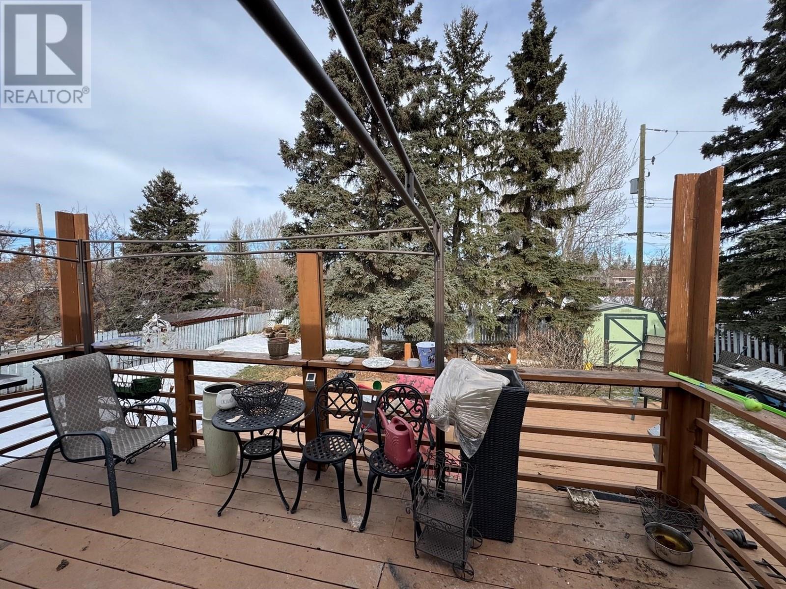 Photo 3 of 9504 113 Avenue, Fort St John BC