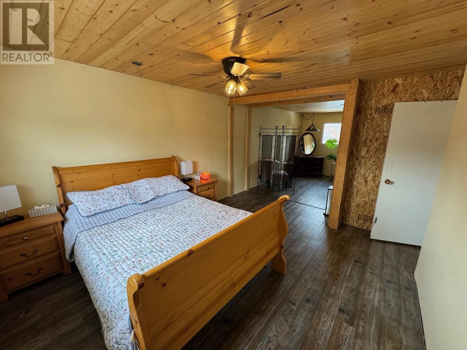Photo 15 of 9504 113 Avenue, Fort St John BC