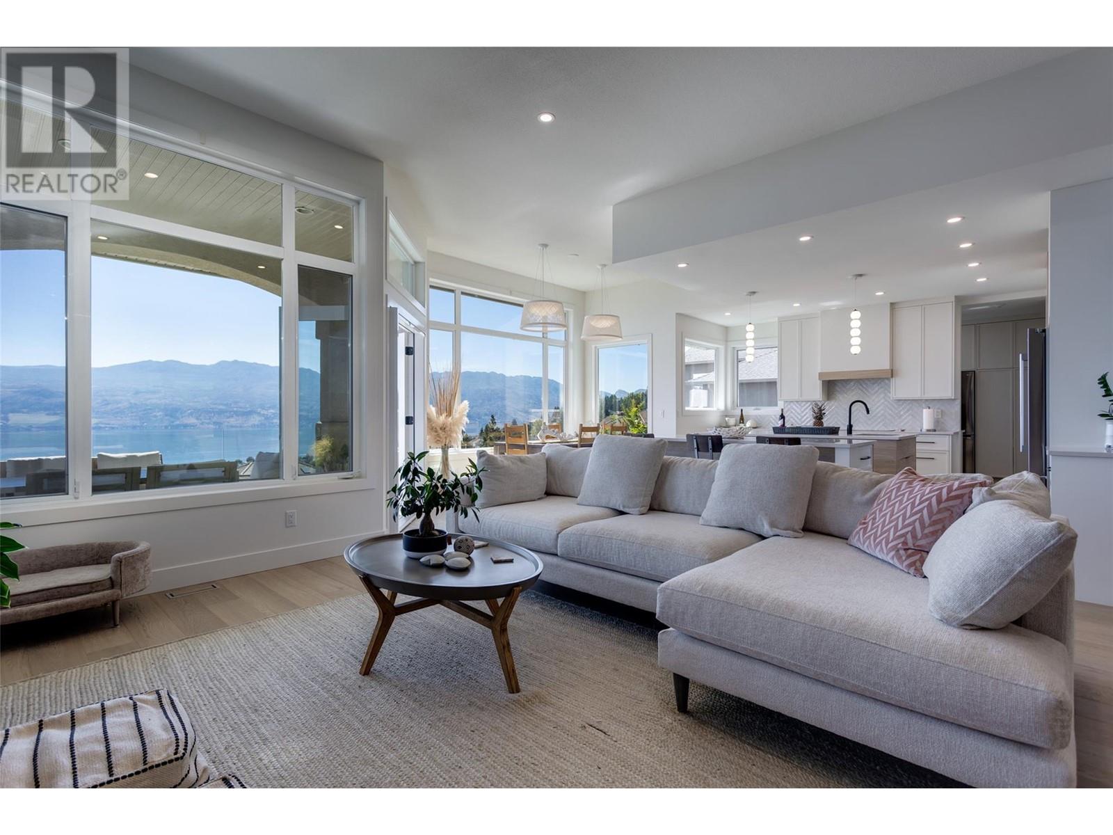  1608 Braeburn Court, West Kelowna