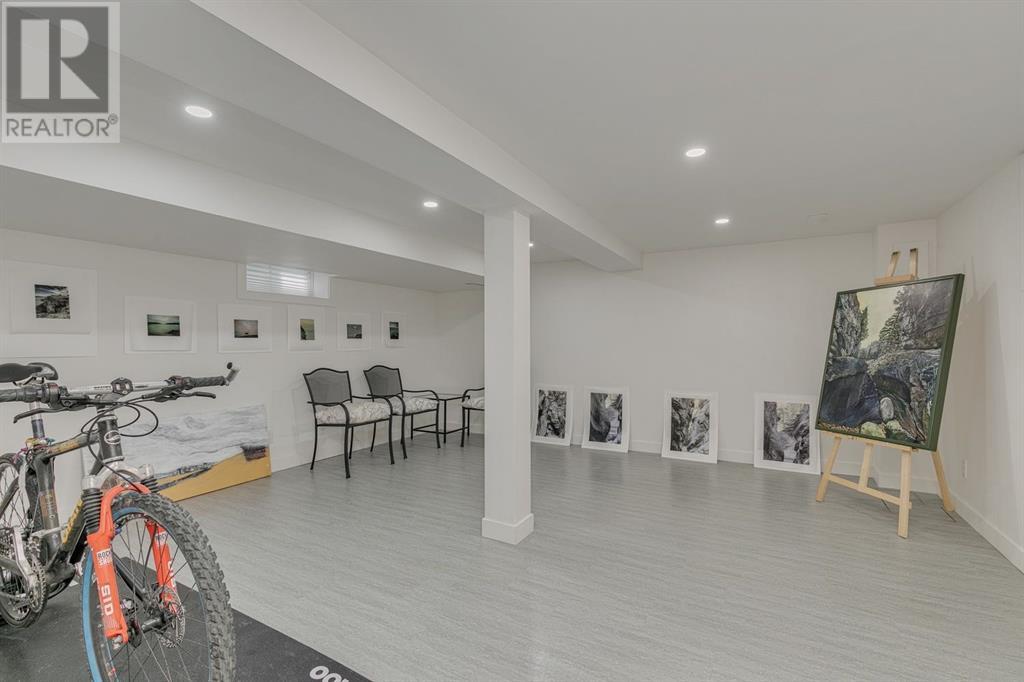 Single Family House for Sale in   Avenue SW Richmond Calgary 