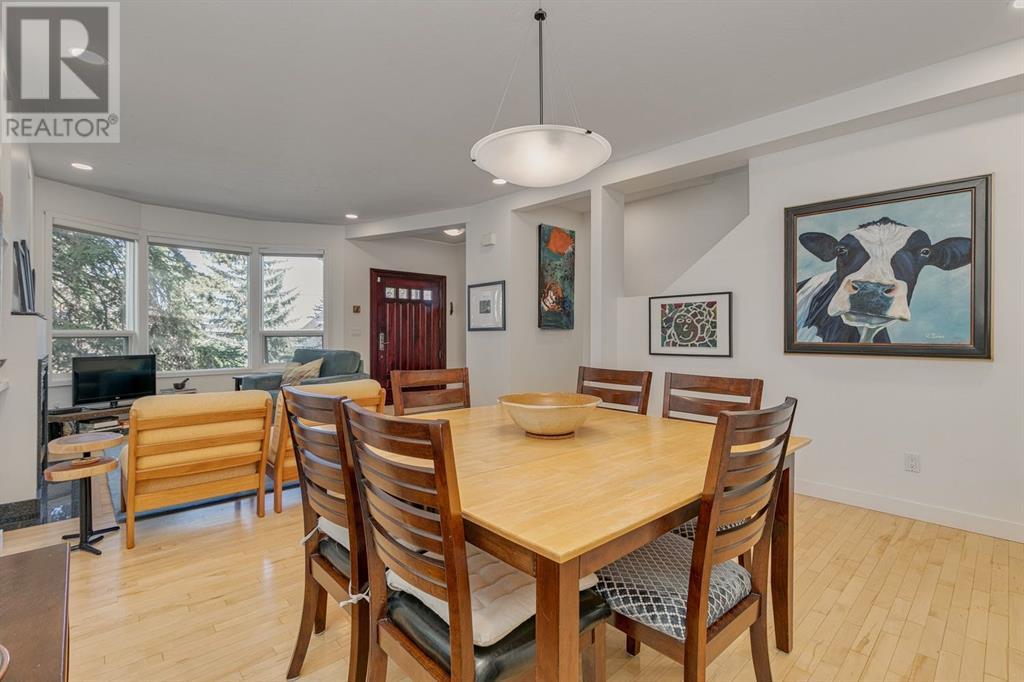 Single Family House for Sale in   Avenue SW Richmond Calgary 