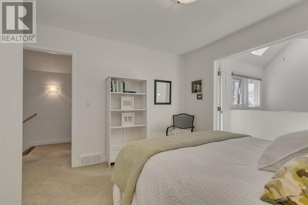 Single Family House for Sale in   Avenue SW Richmond Calgary 