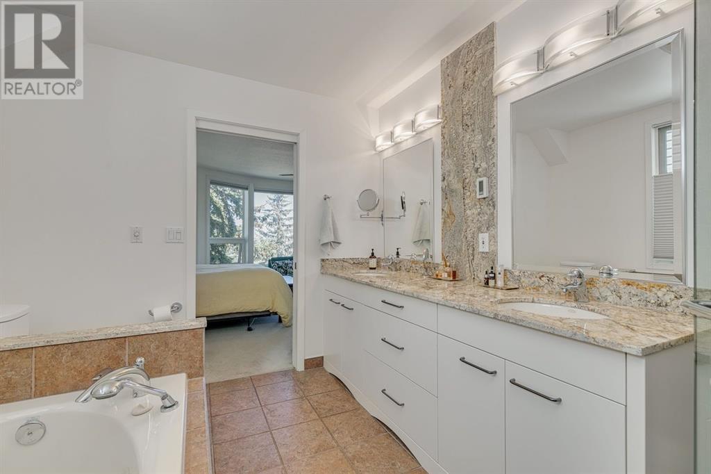 Single Family House for Sale in   Avenue SW Richmond Calgary 
