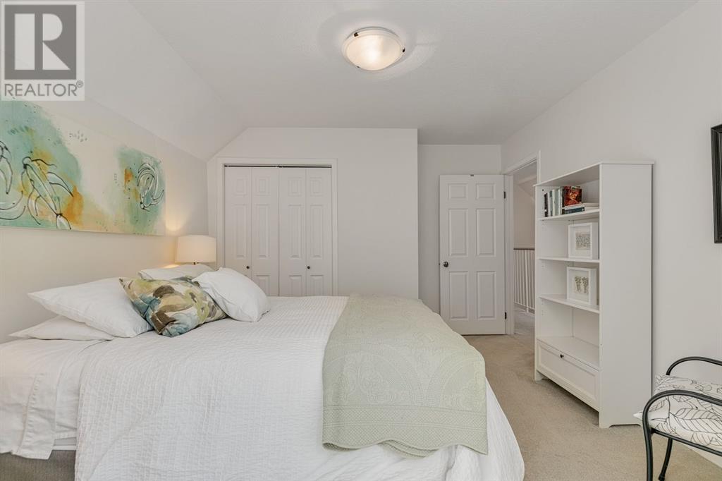 Single Family House for Sale in   Avenue SW Richmond Calgary 
