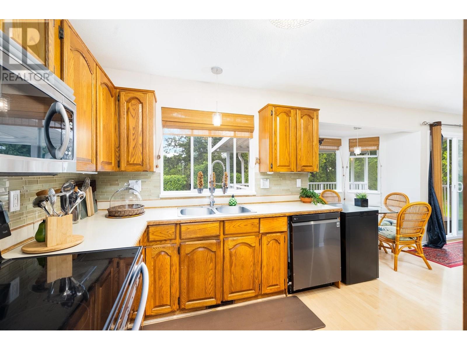 12400 NIKOLA STREET, Pitt Meadows real estate listing R3006200