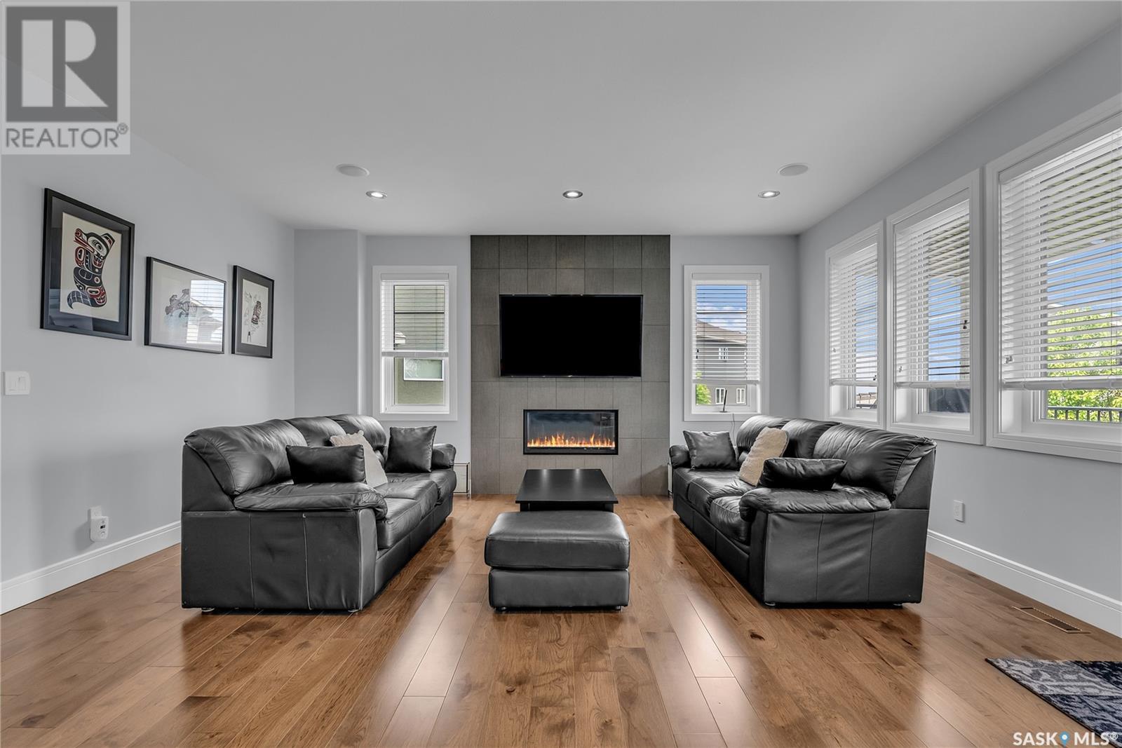 Single Family House 2 Level for Sale in  Pohorecky RISE Saskatoon 