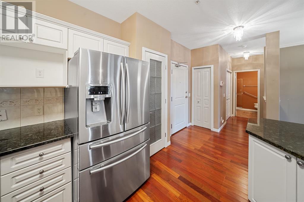 Single Family House for Sale in   Lake Fraser Court SE Lake Bonavista Calgary 