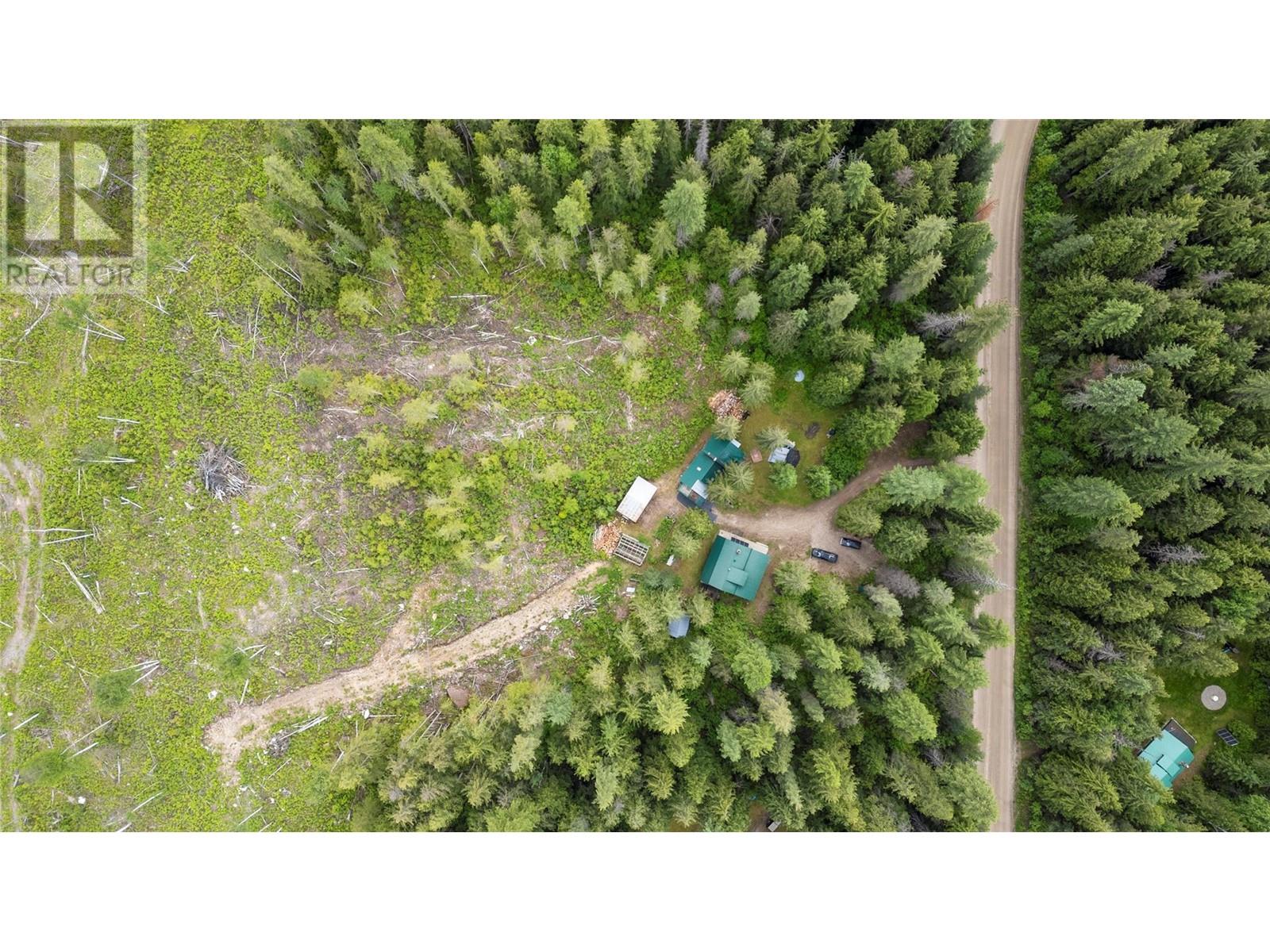 1598 Quast Road, Seymour Arm