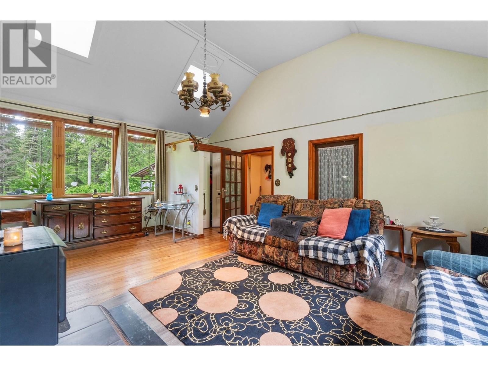 1598 Quast Road, Seymour Arm