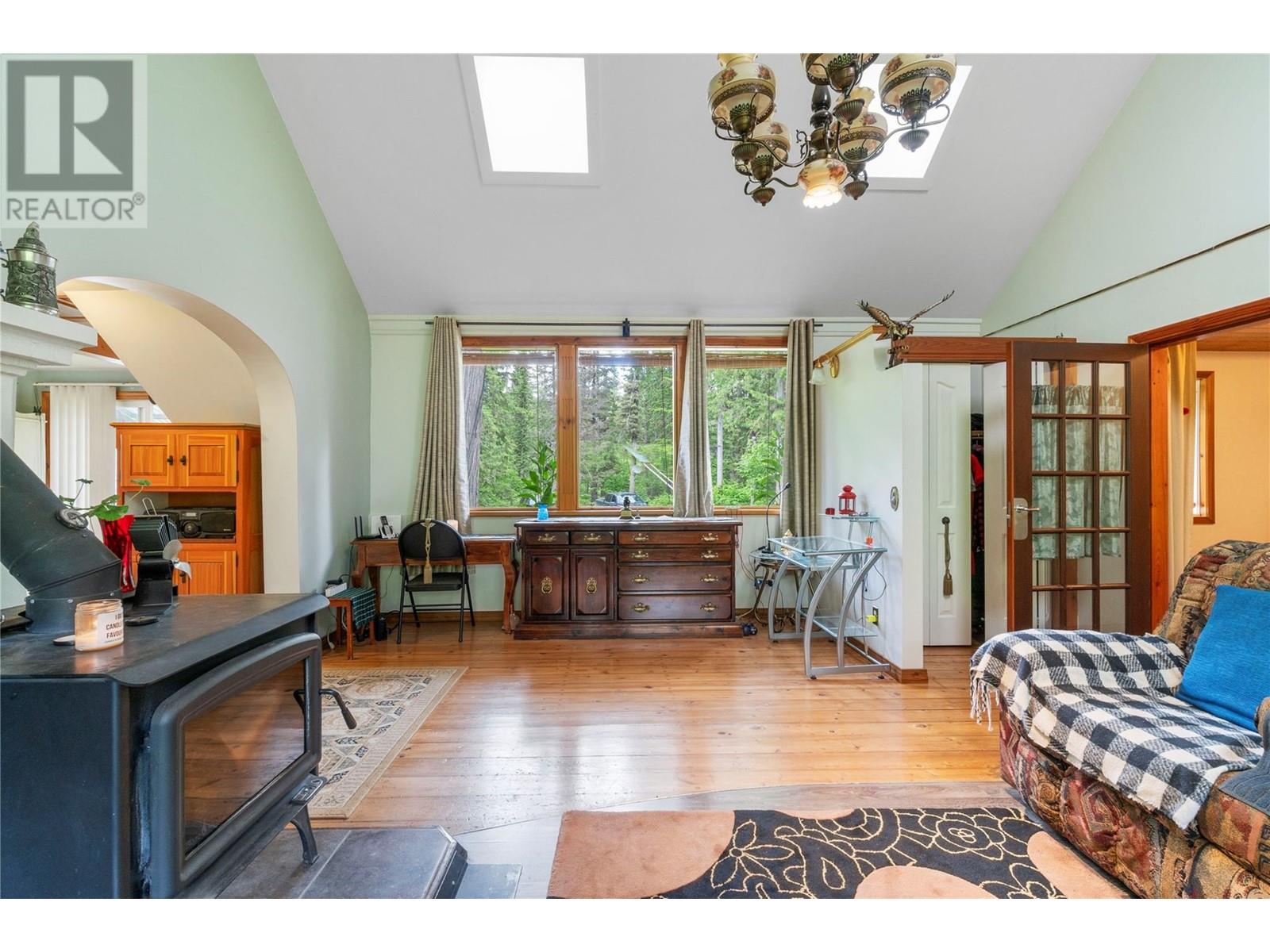 1598 Quast Road, Seymour Arm
