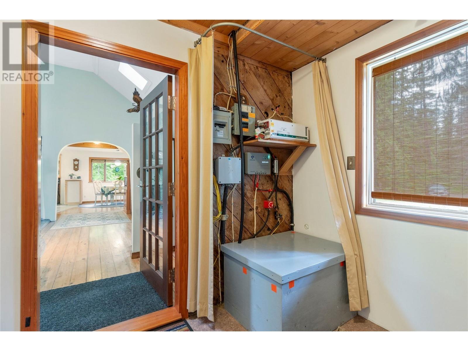 1598 Quast Road, Seymour Arm