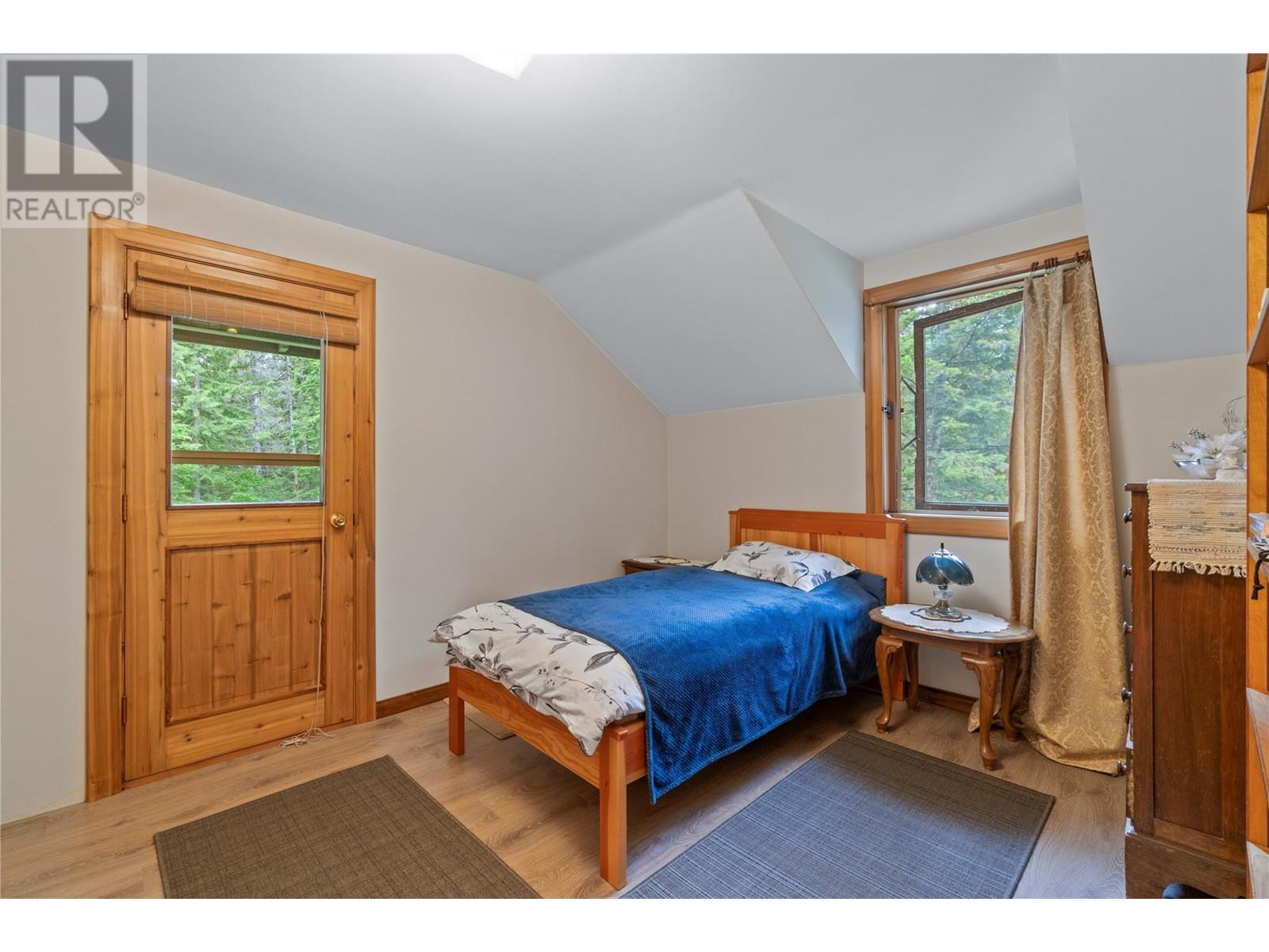 1598 Quast Road, Seymour Arm