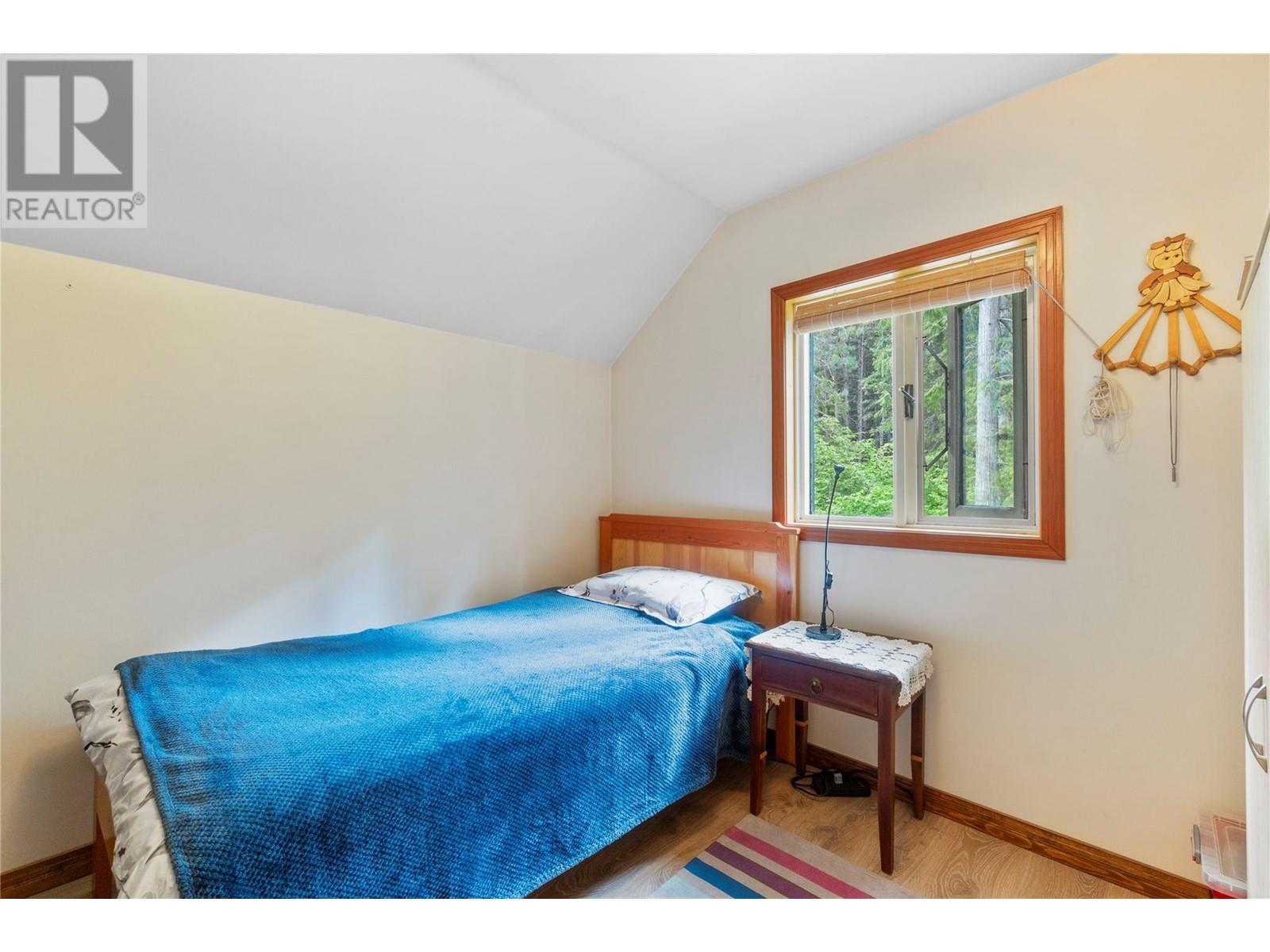 1598 Quast Road, Seymour Arm
