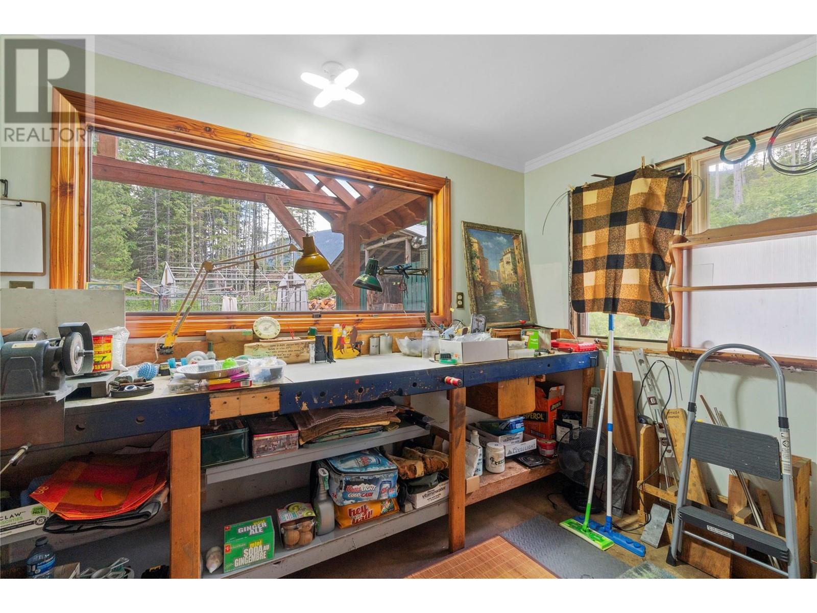 1598 Quast Road, Seymour Arm
