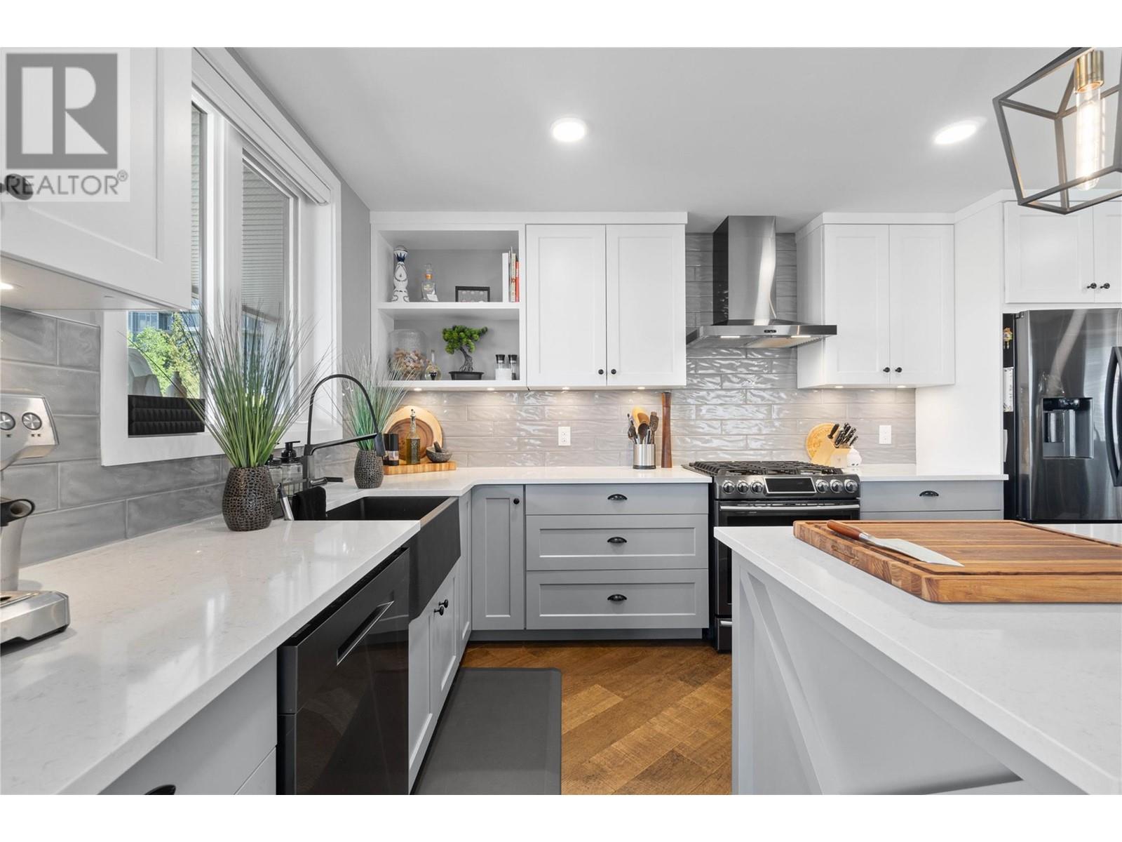 301 529 Truswell Road, Kelowna