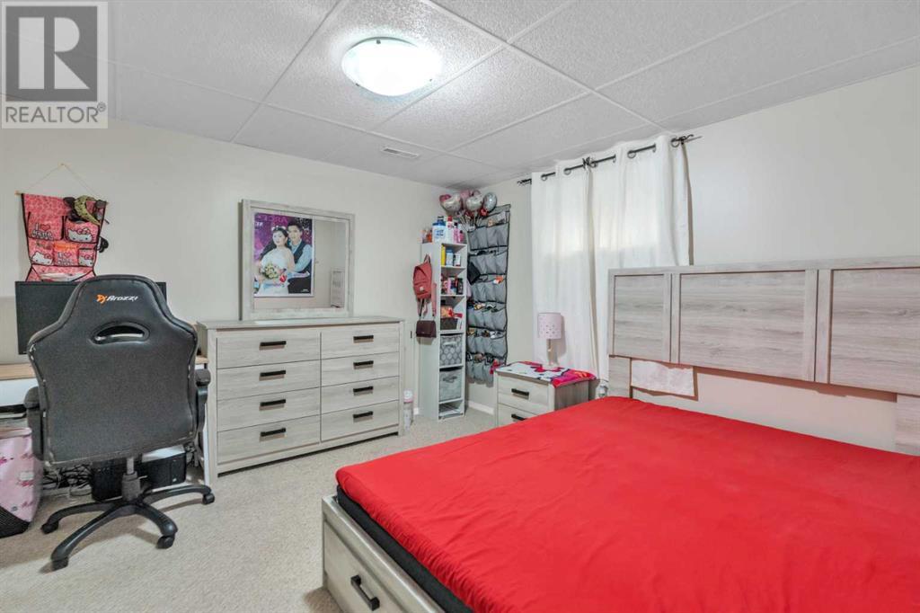 Photo 15 of 8508 8512 Bowness Road Nw, Calgary AB