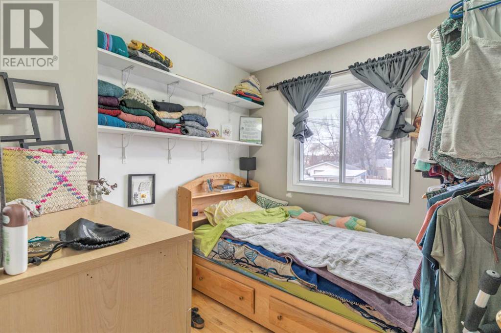 Photo 14 of 8508 8512 Bowness Road Nw, Calgary AB
