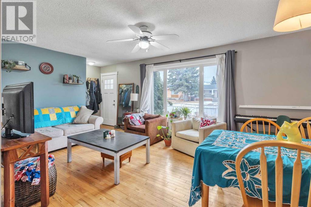 Photo 11 of 8508 8512 Bowness Road Nw, Calgary AB