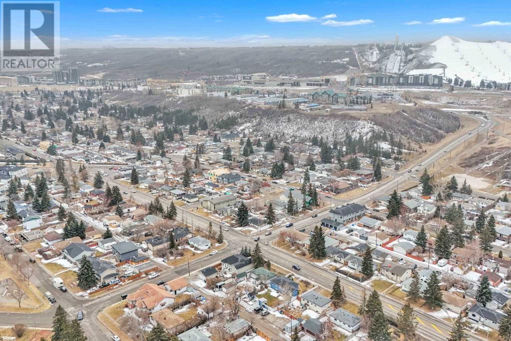 Photo 12 of 8508 8512 Bowness Road Nw, Calgary AB
