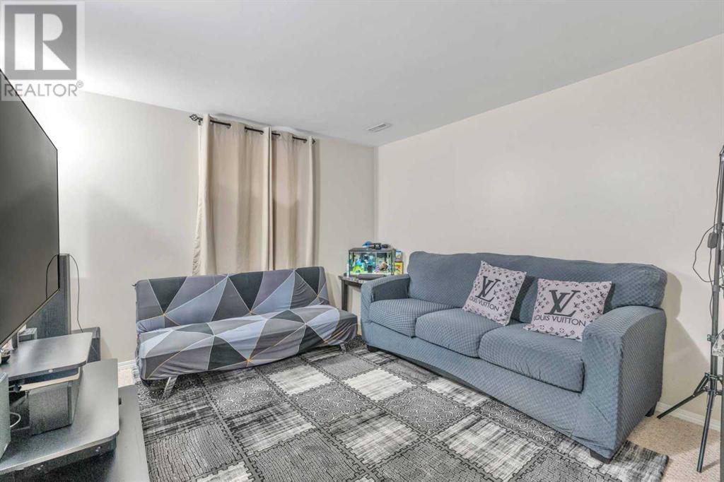 Photo 17 of 8508 8512 Bowness Road Nw, Calgary AB