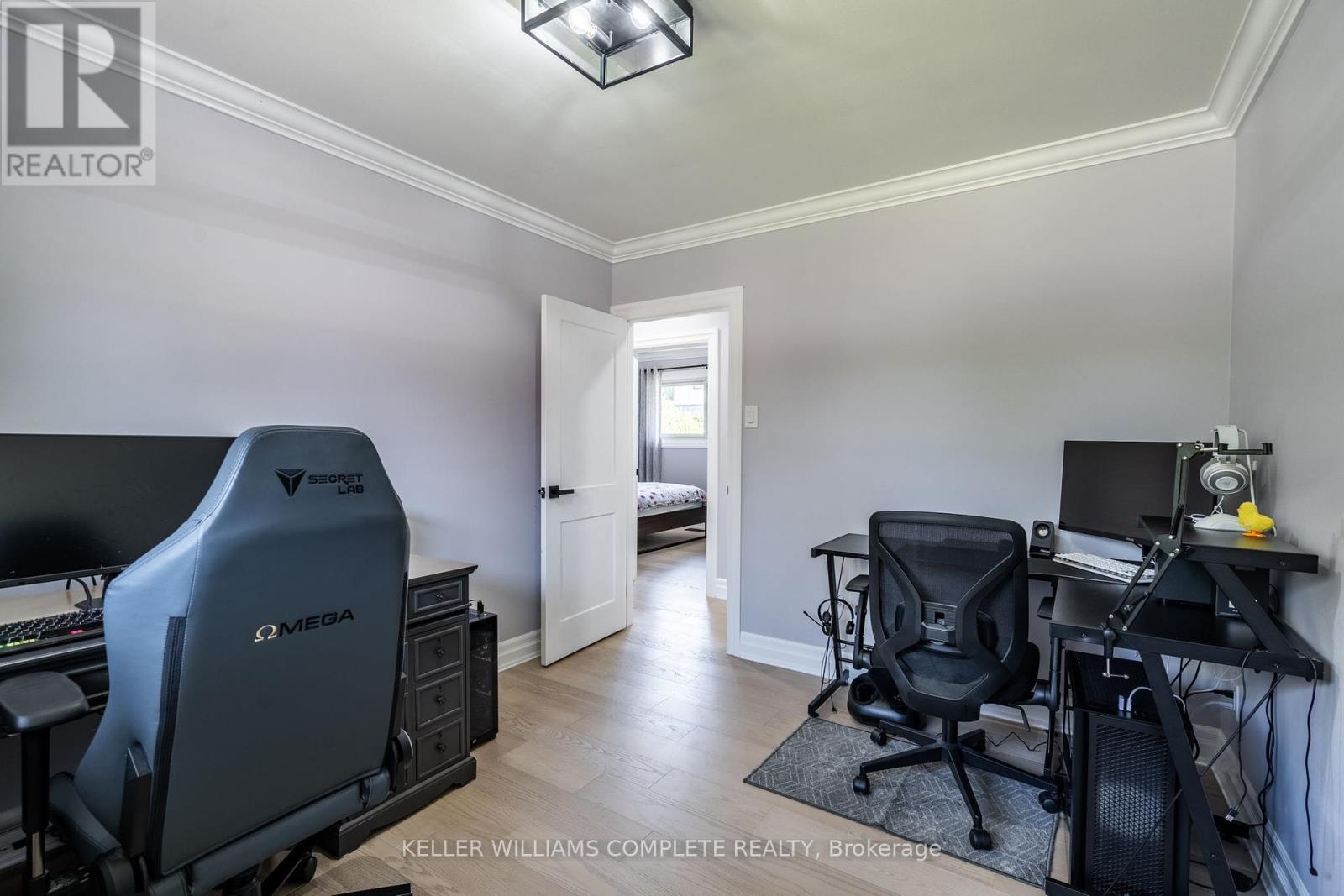 Photo 33 of 678 Mohawk Road, Hamilton ON