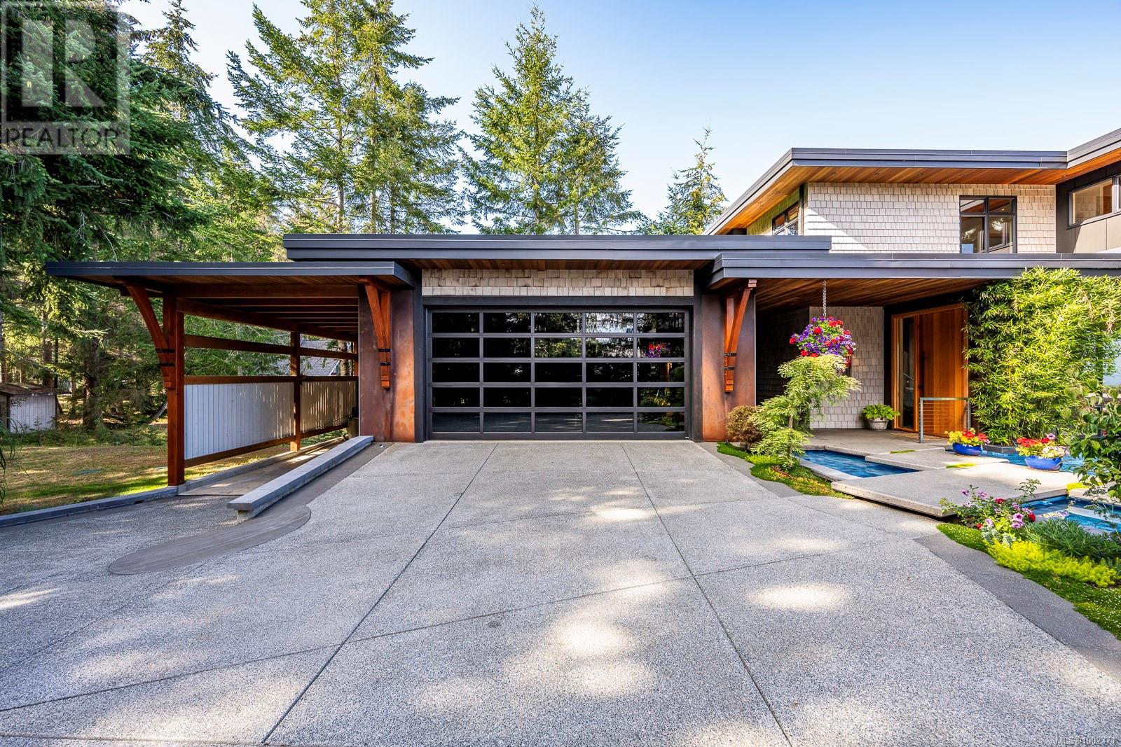 9046 Clarkson Ave, Black Creek