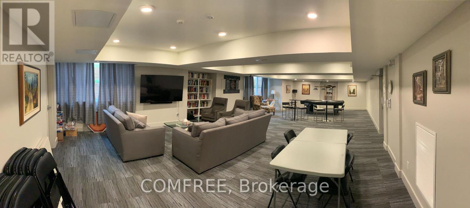 Photo 18 of 819 Tewin Circle, Ottawa ON