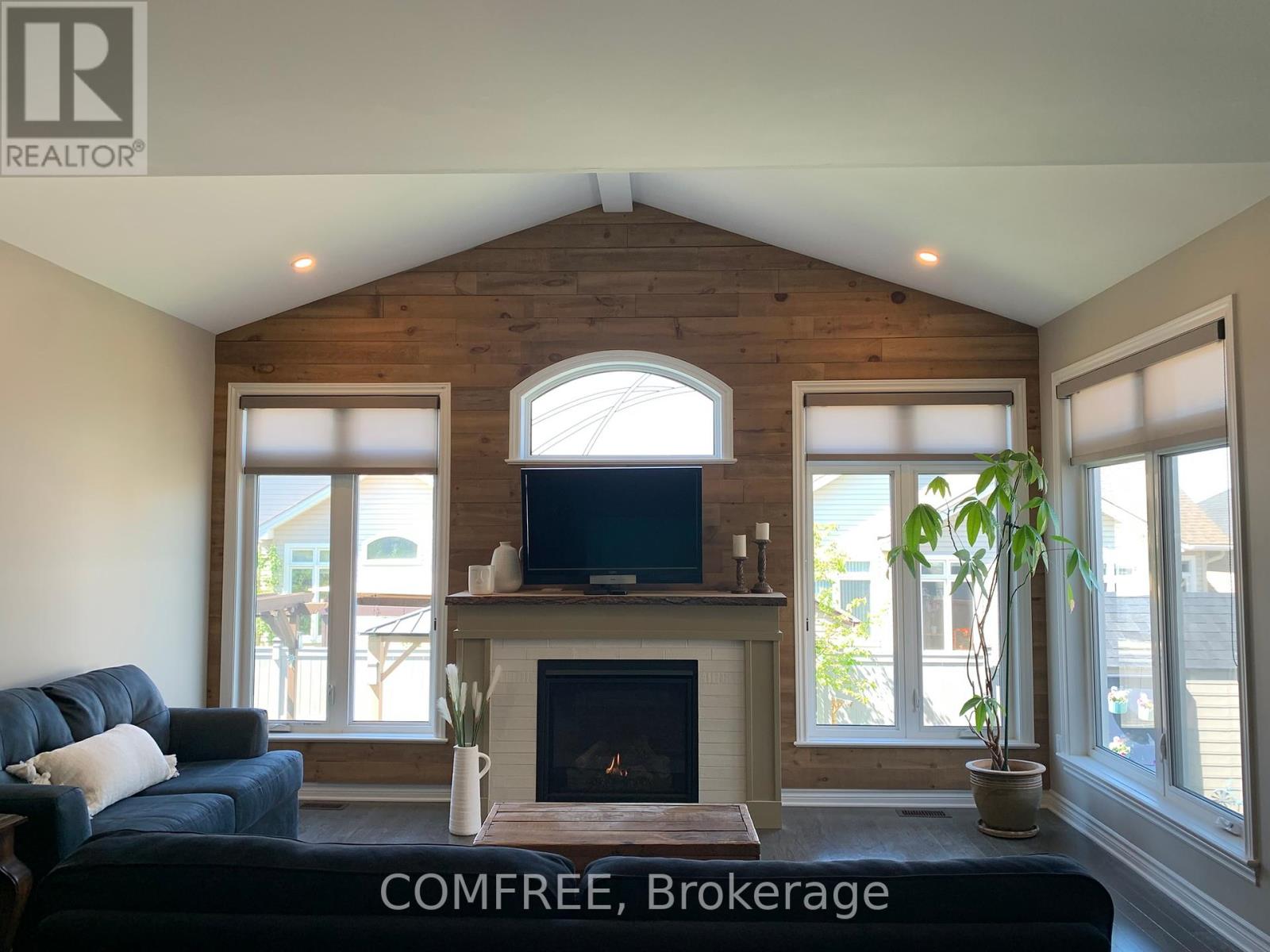 Photo 26 of 819 Tewin Circle, Ottawa ON