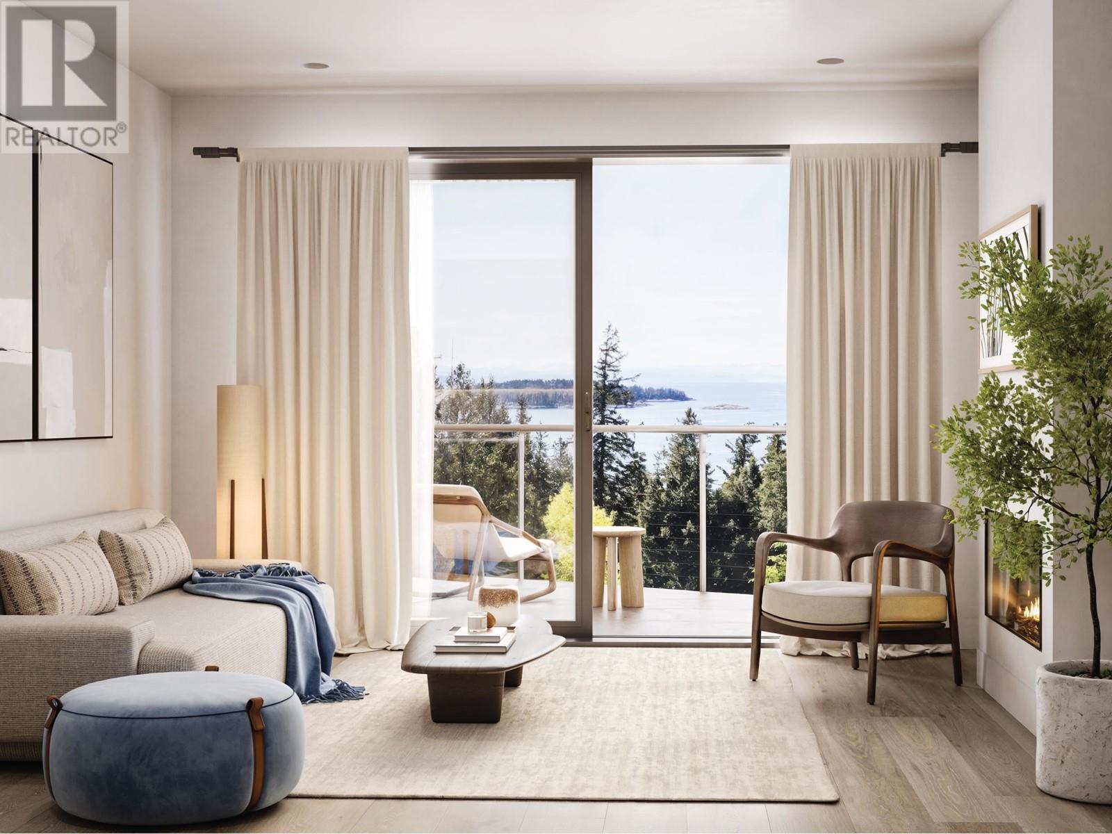 6401 LILAC STREET, Sechelt