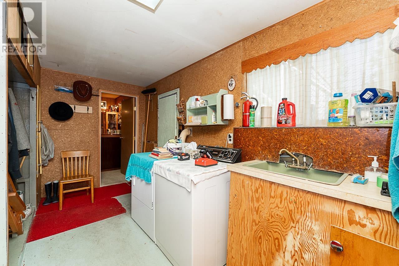 Photo 38 of 614 Chapman Avenue, Coquitlam BC