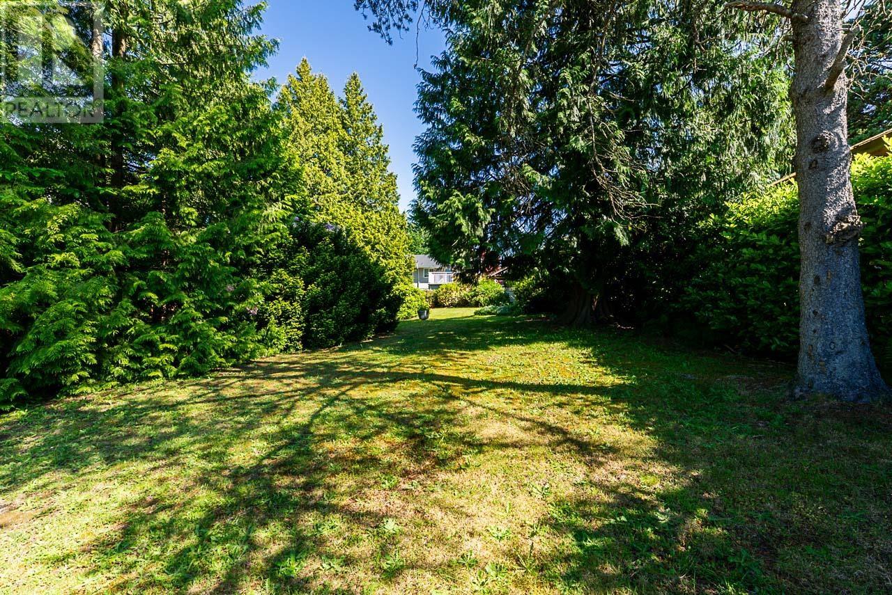 Photo 1 of 614 Chapman Avenue, Coquitlam BC