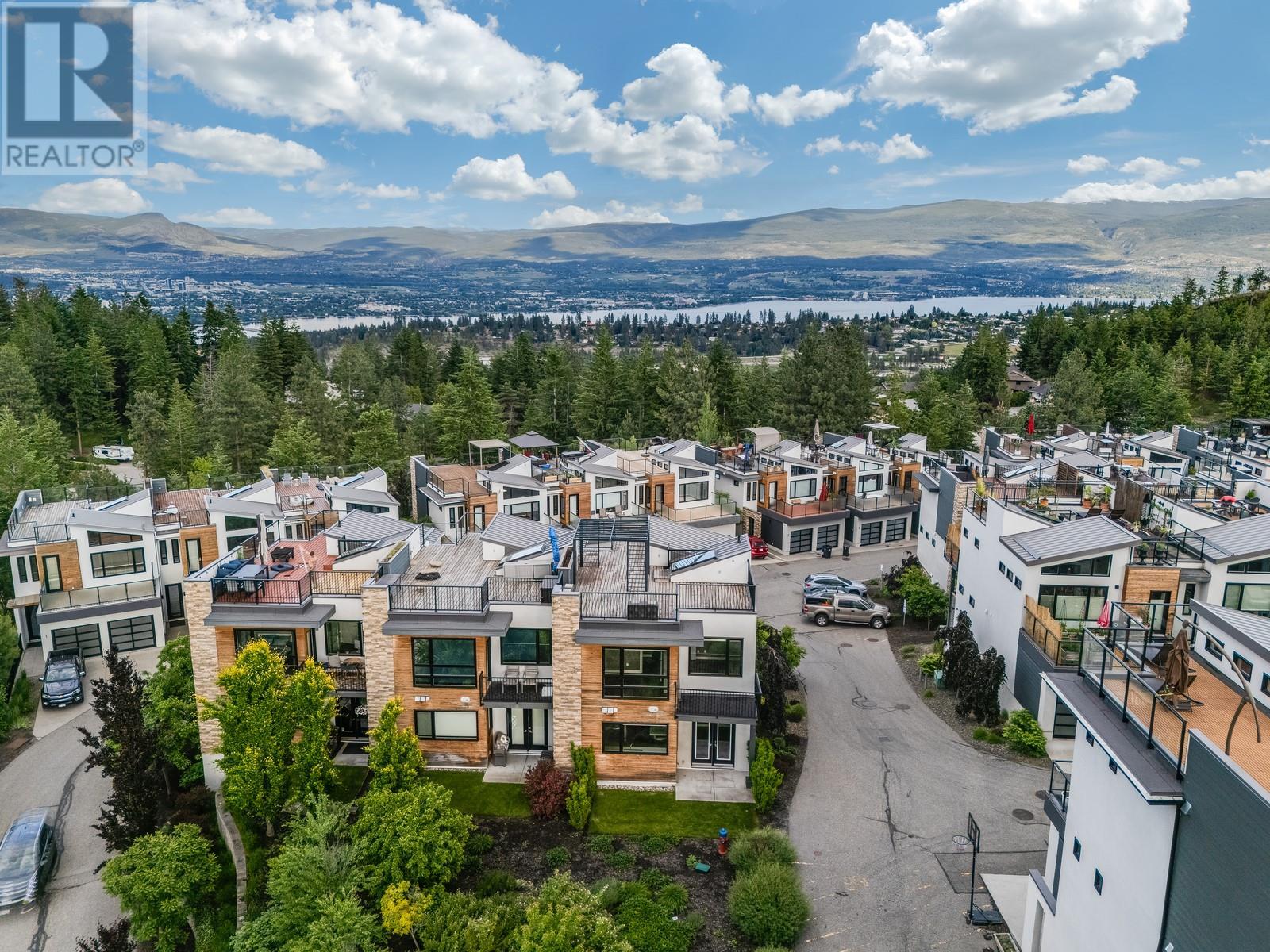 12 1818 Peak Point Court, West Kelowna