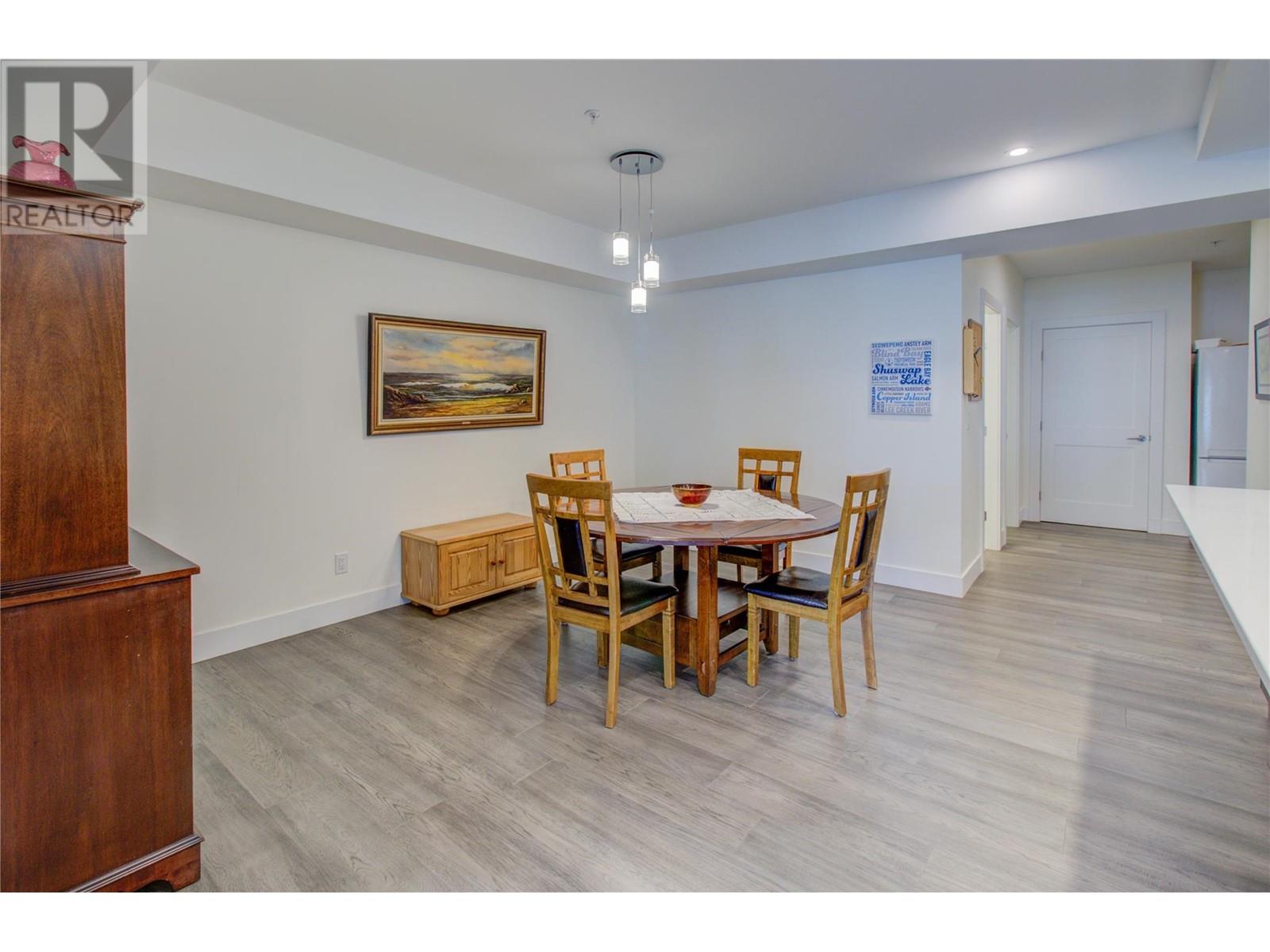 Photo 13 of 131 Harbourfront Drive Ne Unit 202, Salmon Arm BC