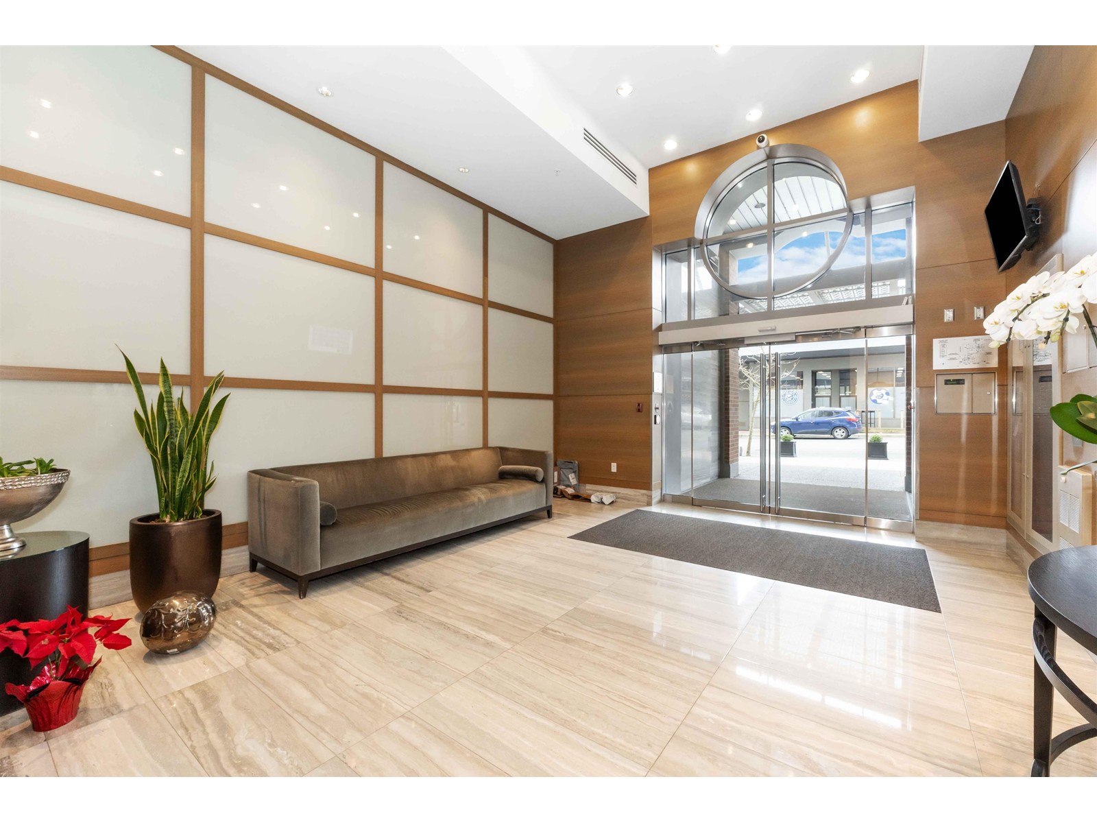 804 15152 RUSSELL AVENUE, White Rock