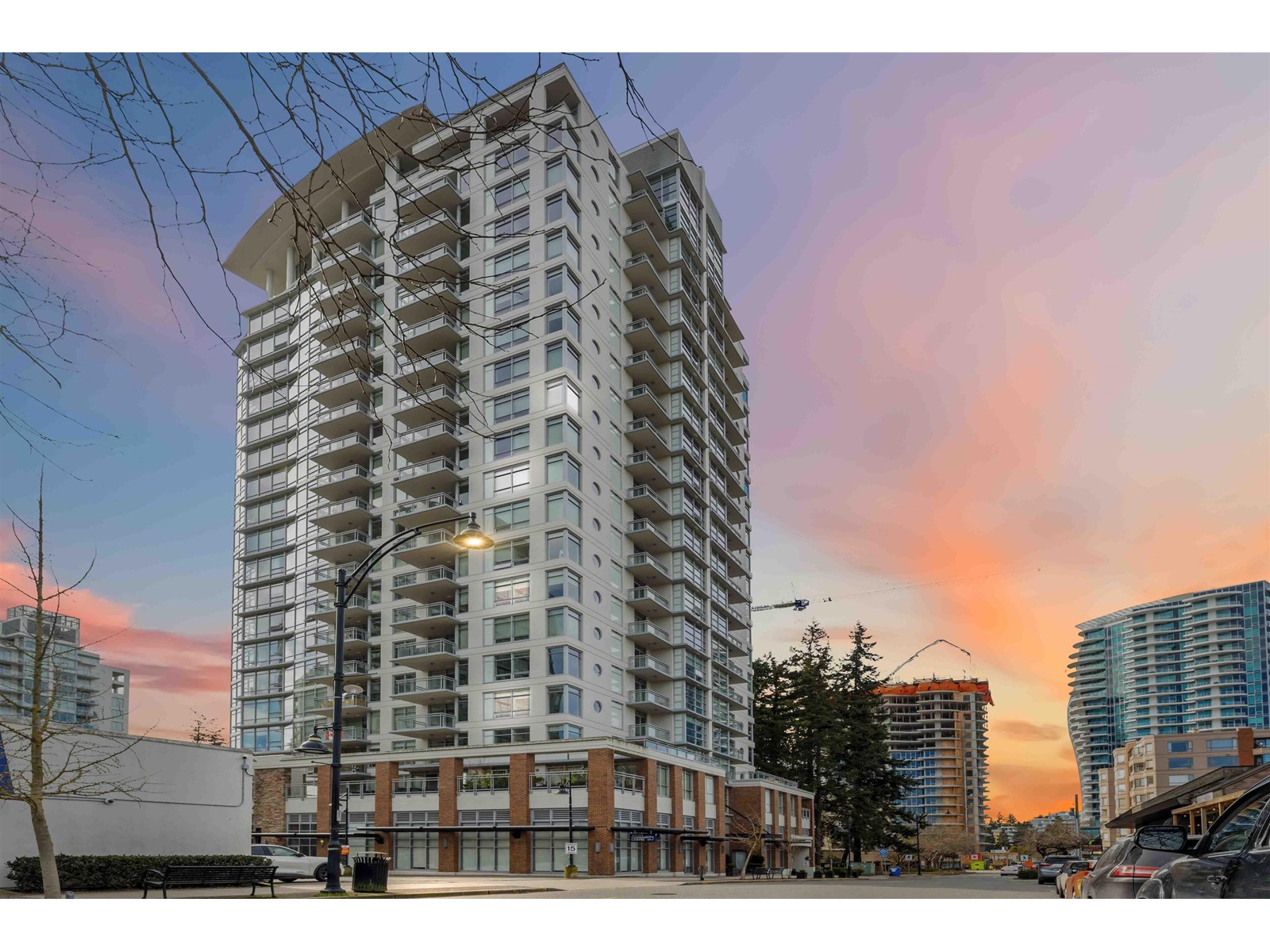 804 15152 RUSSELL AVENUE, White Rock