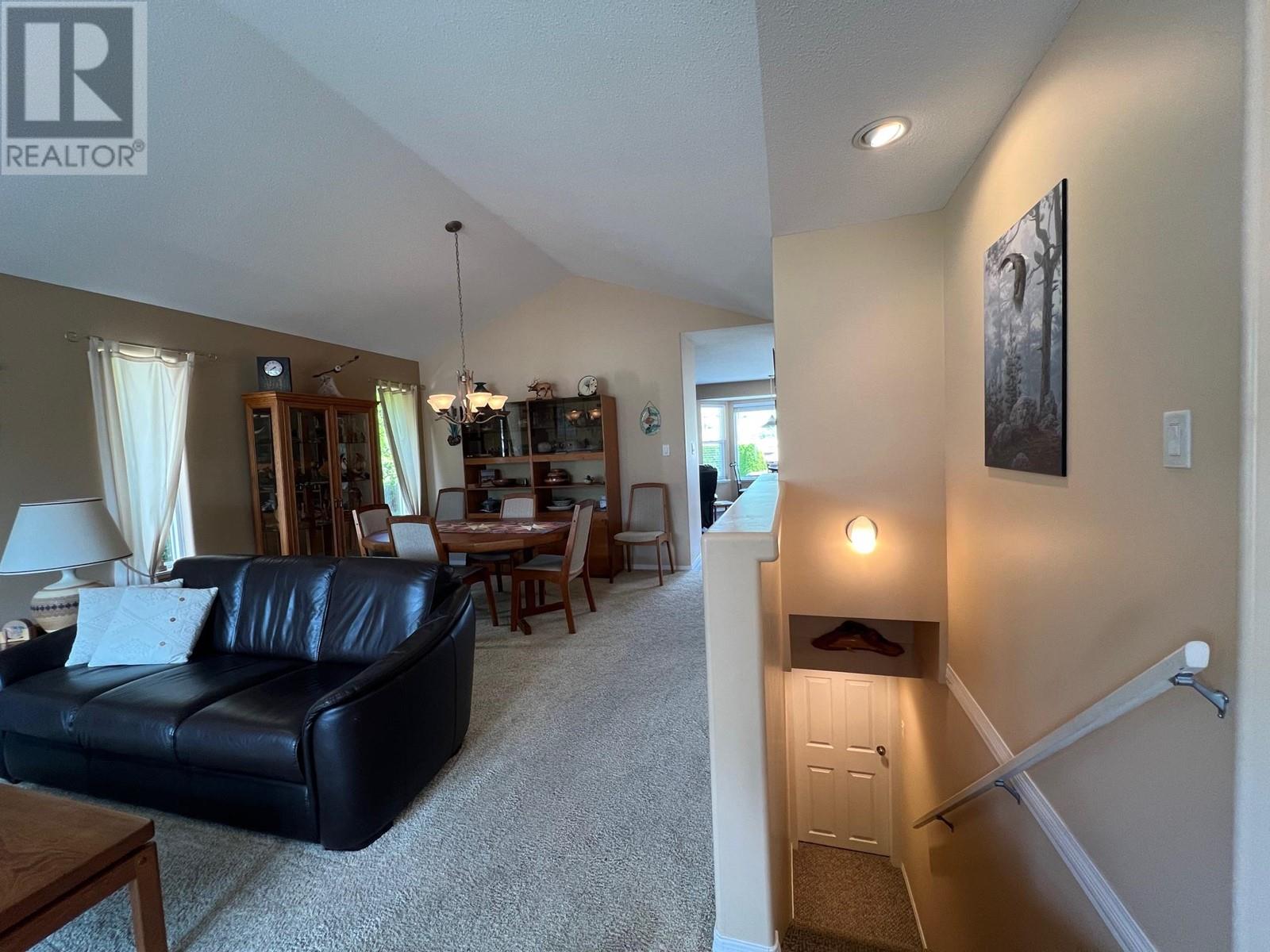  431 4 Street, Vernon