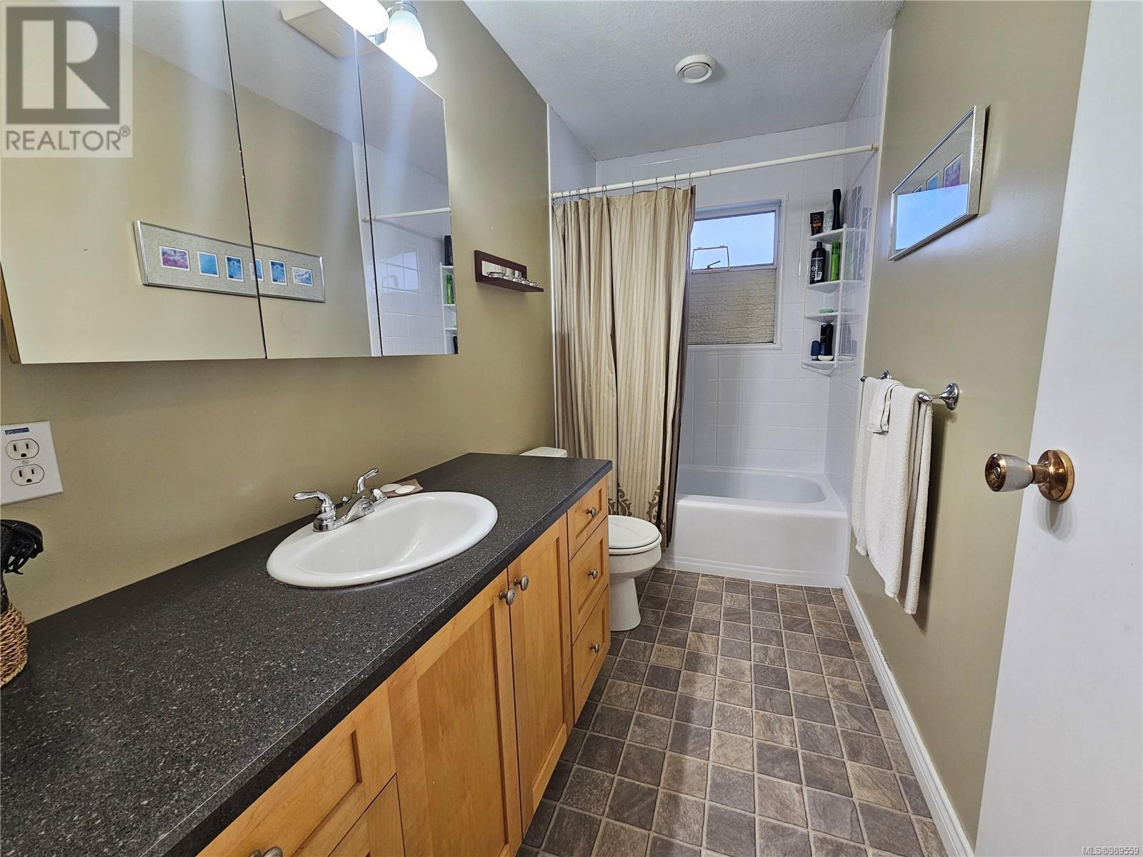 2868 14th Ave, Port Alberni real estate listing 989559