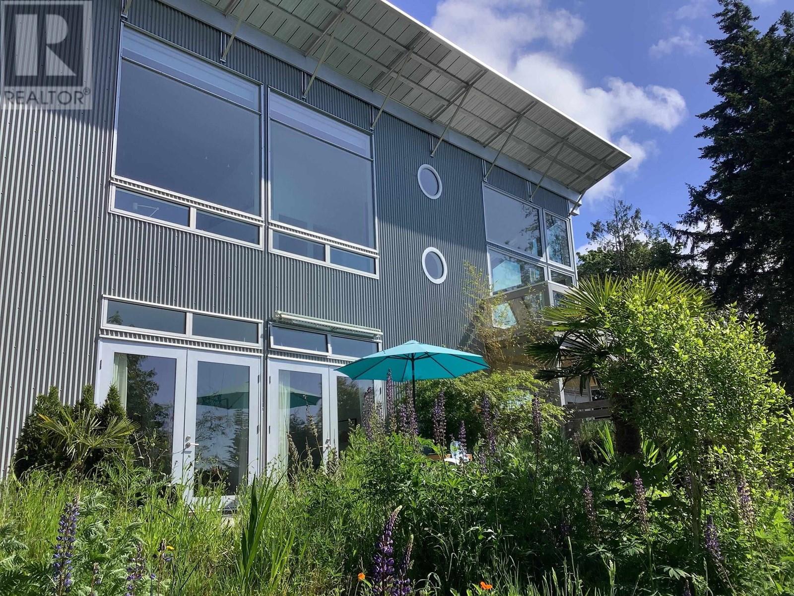 5550 NICKERSON ROAD, Sechelt