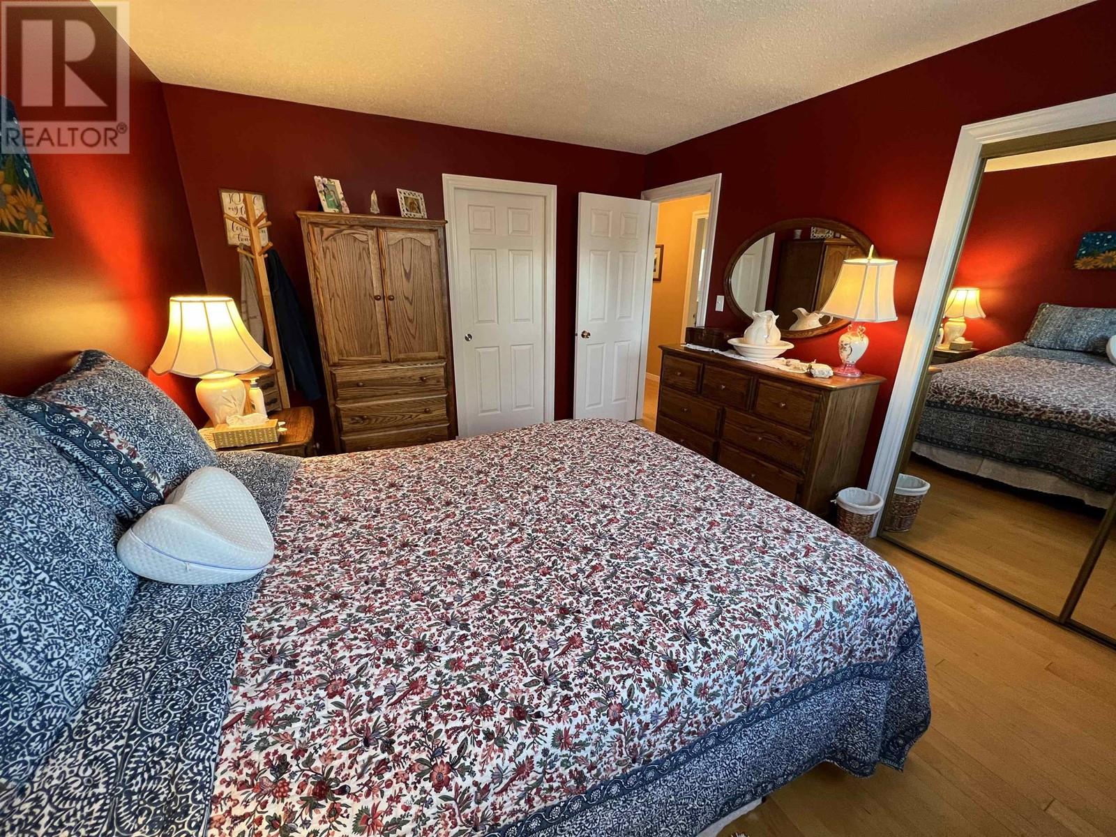 5504 CHURCHILL AVENUE, Fort Nelson