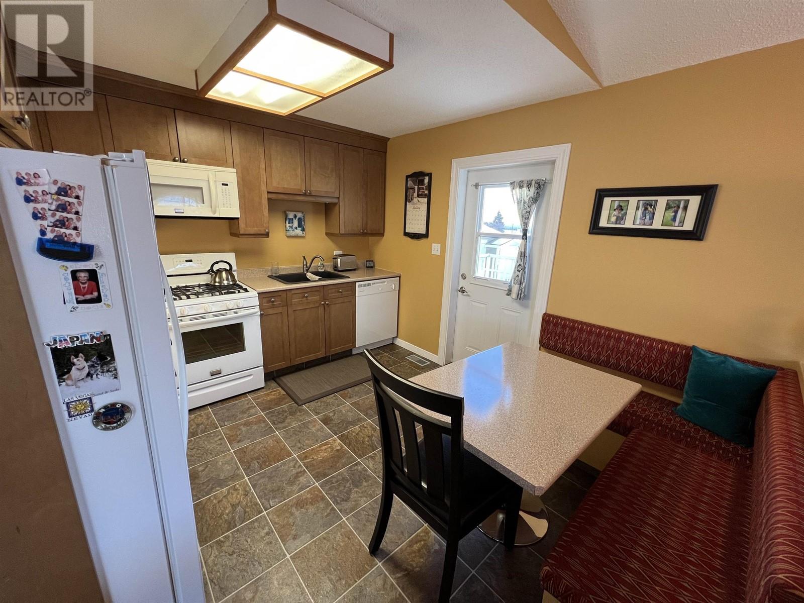 5504 CHURCHILL AVENUE, Fort Nelson