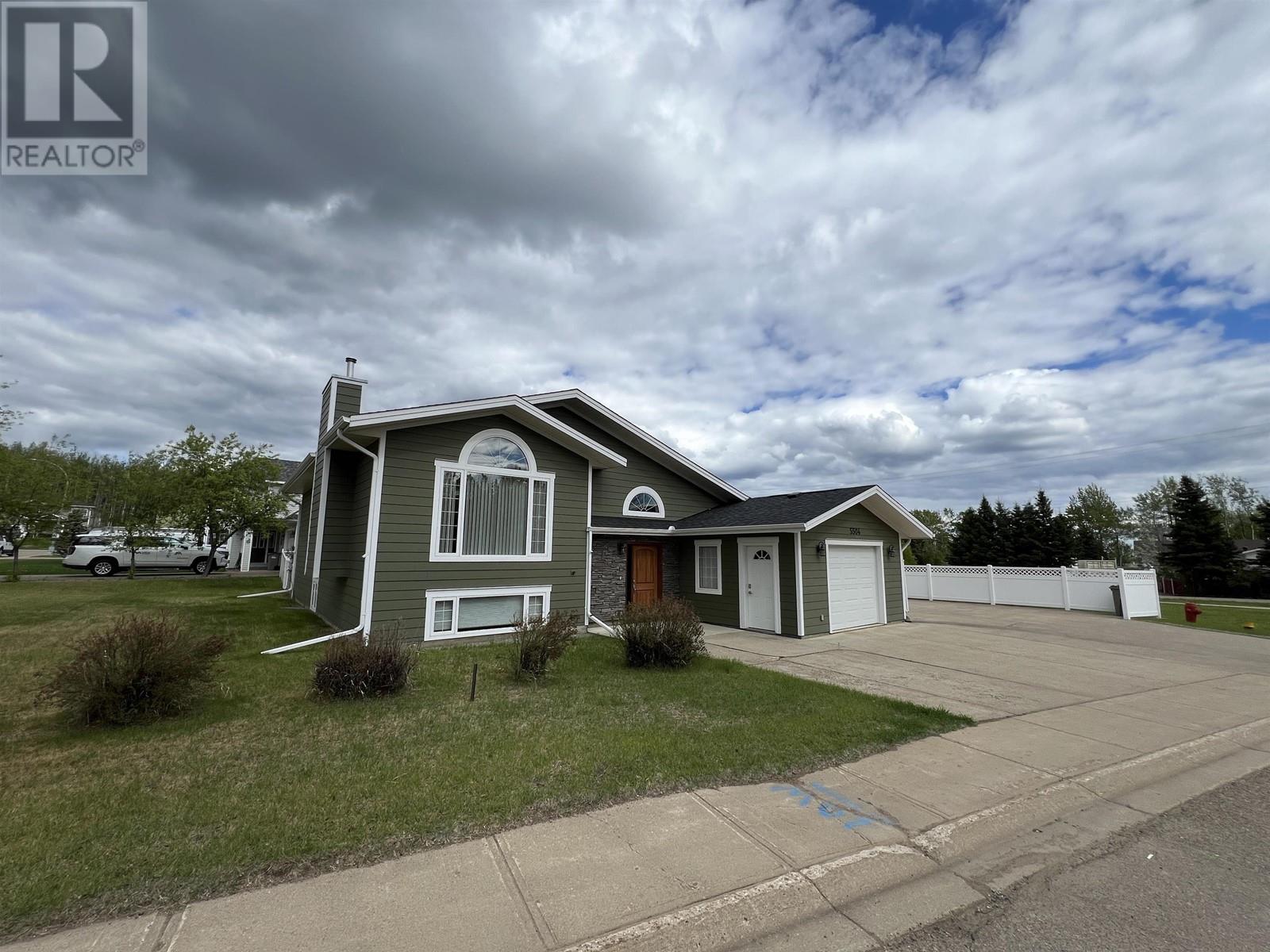 5504 CHURCHILL AVENUE, Fort Nelson