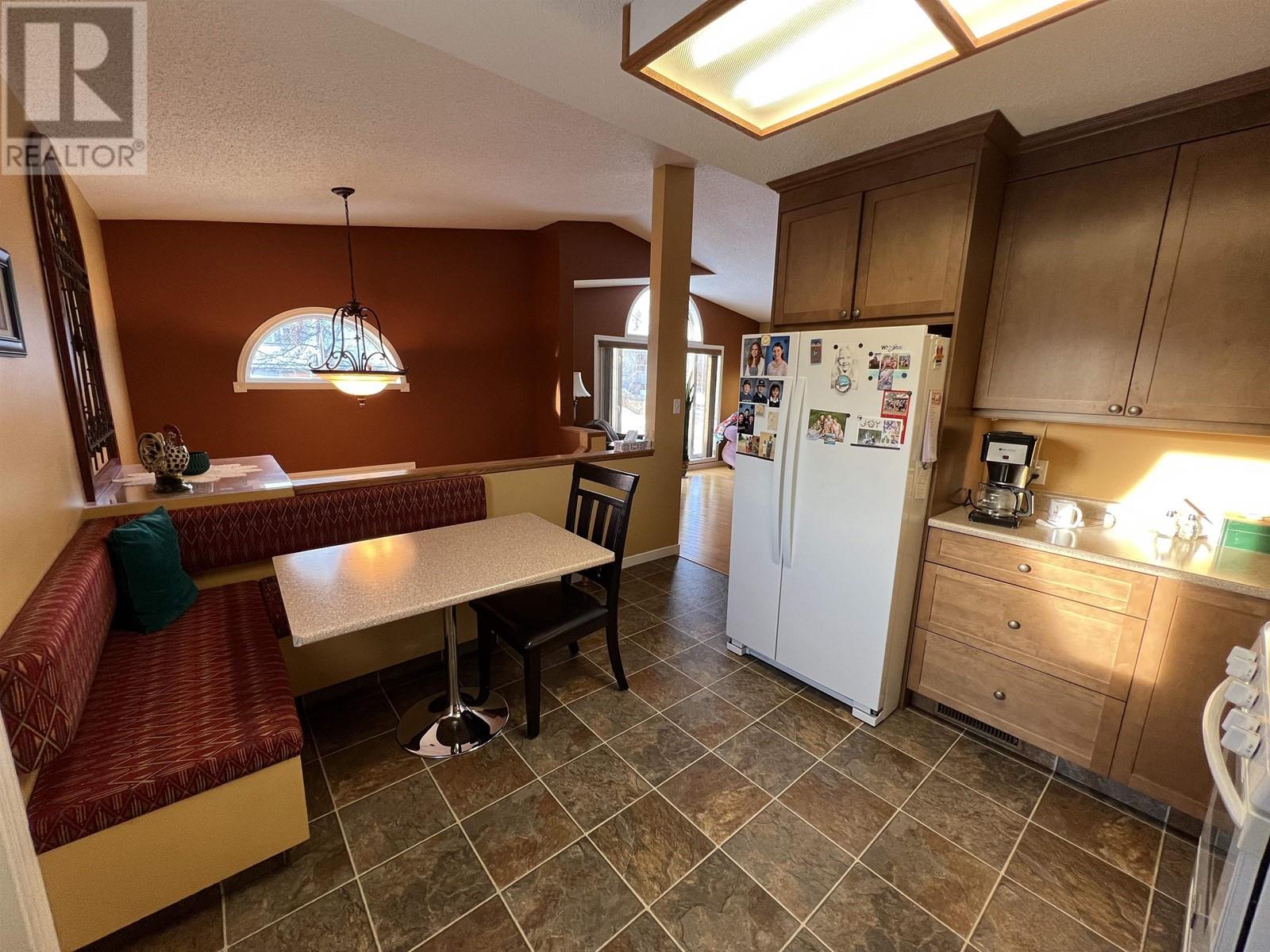 5504 CHURCHILL AVENUE, Fort Nelson