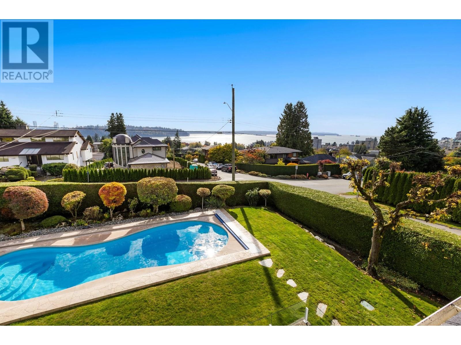 1197 FULTON AVENUE, West Vancouver