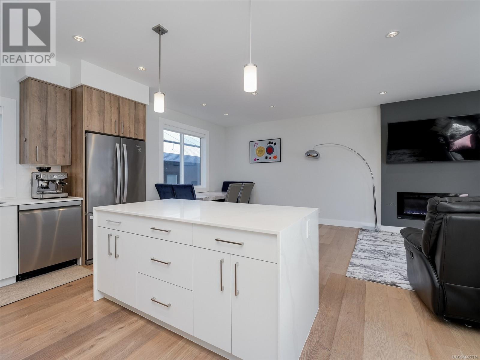 118 946 Jenkins Ave, Langford