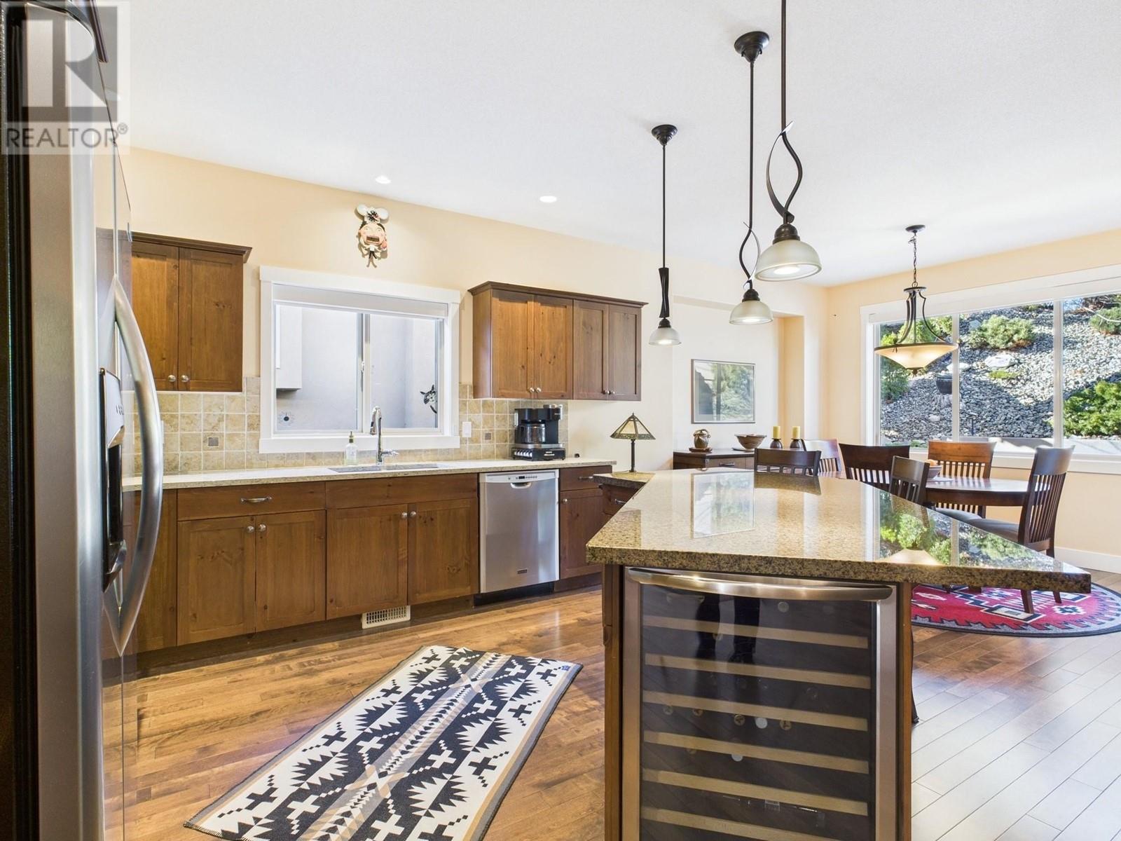 12 WILDFLOWER Court, Osoyoos