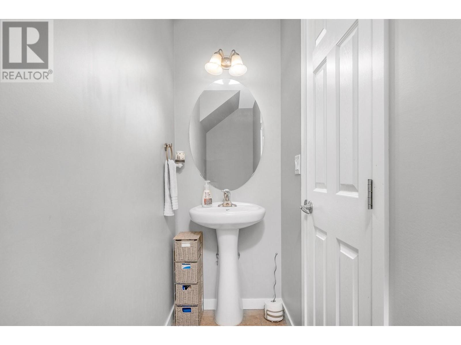 24 100 Palmer Road, Vernon