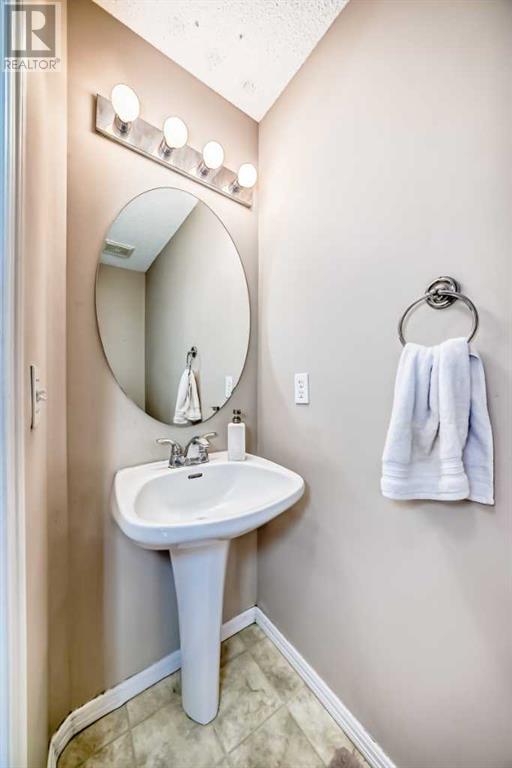 Single Family House for Sale in  Tarington Landing NE Taradale Calgary 